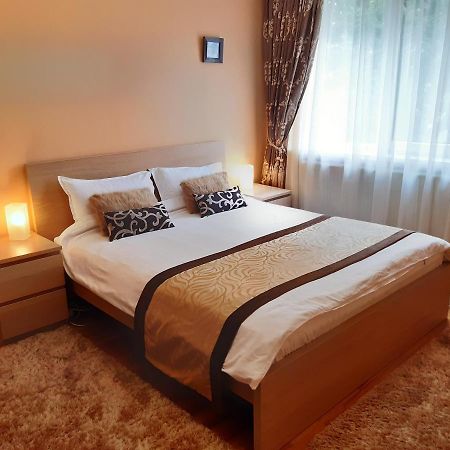 Apartament Central Piatra Neamţ Buitenkant foto