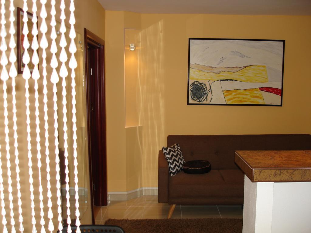 Apartament Central Piatra Neamţ Buitenkant foto