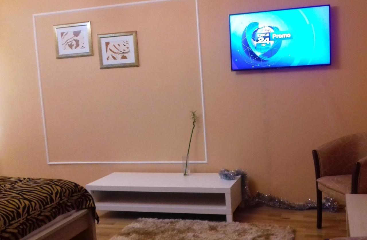 Apartament Central Piatra Neamţ Buitenkant foto